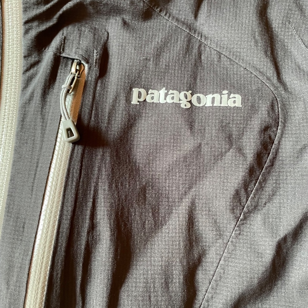 Patagonia Women's Stretch Rainshadow Jacket - Small - Picture 3 of 9